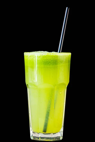 Smoothie Verde Feito Ervas Legumes Grande Copo Vidro Fundo Preto — Fotografia de Stock