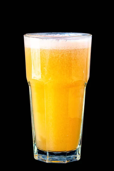Gul Smoothie Orange Mandarin Ett Stort Glas Svart Bakgrund Isolerad — Stockfoto