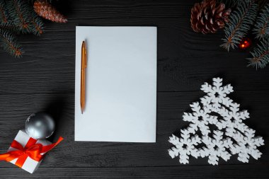 Noel selamları ve yeni yıl.