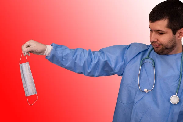 Arzt Mit Stethoskop Schutzkleidung Der Coronavirus Kontamination Werfen Die Benutzte — Stockfoto