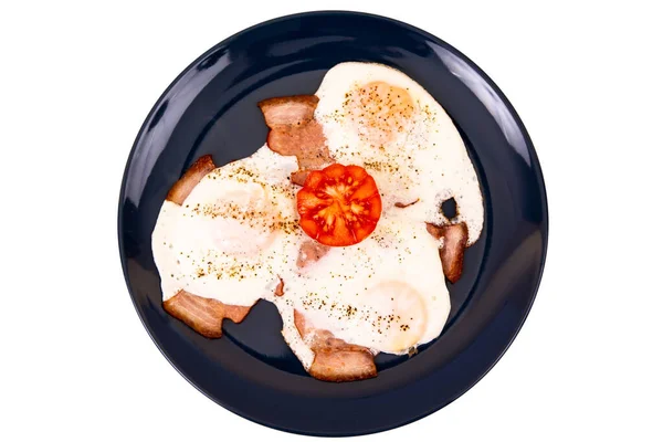 Smaklig Frukost Med Stekta Ägg Skinka Och Tomat Isolerad Vit — Stockfoto