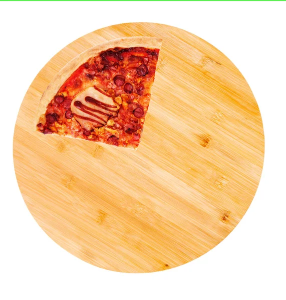 Четверть Вкусной Пиццы Барбекю Ветчиной Соусом Барбекю Беконом Салями Круглом — стоковое фото