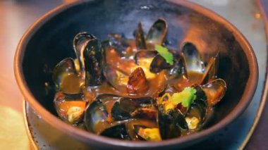 Deniz ürünleri mutfağı restoran taze midye kase