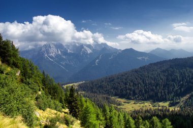 Dolomites'in görünümünü