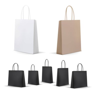 Boş alışveriş torbaları ayarlayın. Beyaz, kahverengi, siyah, karton. Reklam ve marka için ayarlayın. Mockup paketi.