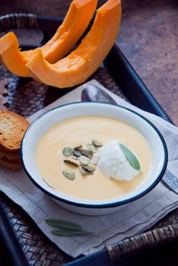 ev yapımı kabak çorbası