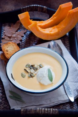 ev yapımı kabak çorbası