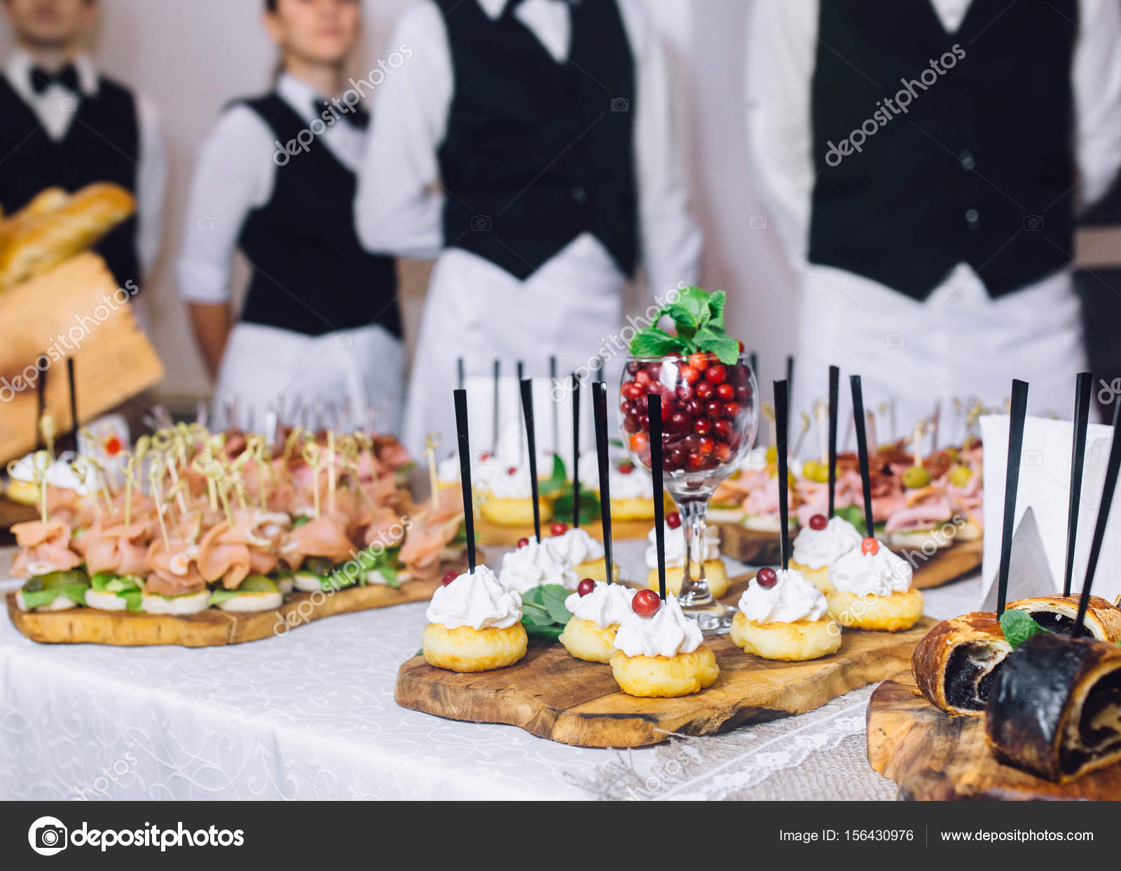 cater waiters