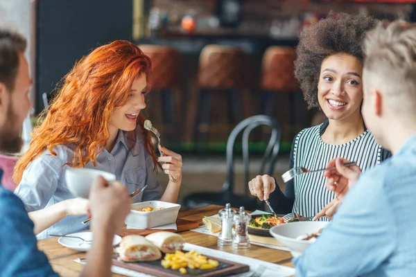 Happy  friends  in the cafe. — Stock Photo, Image