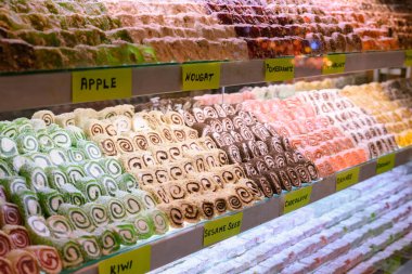 çeşitli Türk lokumu barlar