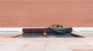 Meçhul asker ve Eternal Flame Türbesi