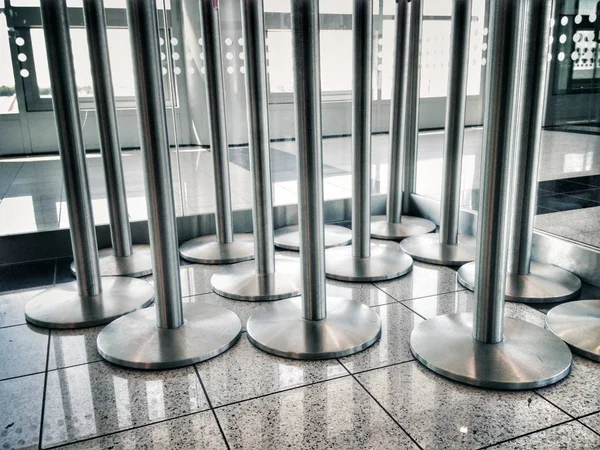 kalabalık kontrolü engelleri 