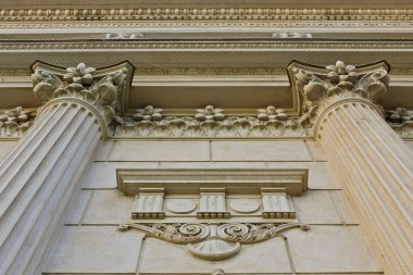 Sütunlar, mimari detaylar 