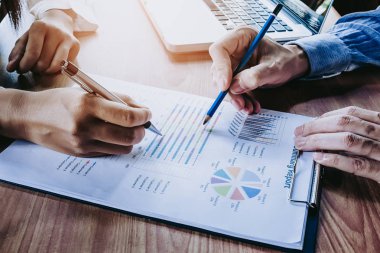 İş takım gelir Çizelgeler ve grafikler analiz