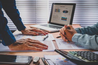 Toplantı iki arkadaşları