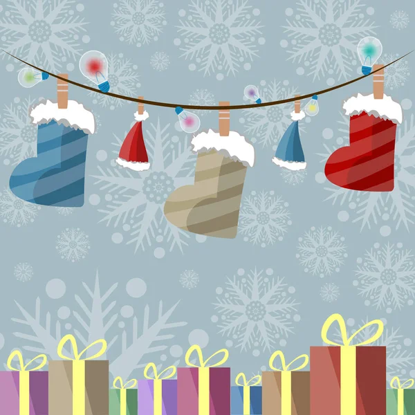 Boots, şapka ve çok renkli ışıklar ve kar taneleri ile nazik bir gri arka plan üzerinde hediye kutuları festival çelenk. Düz.