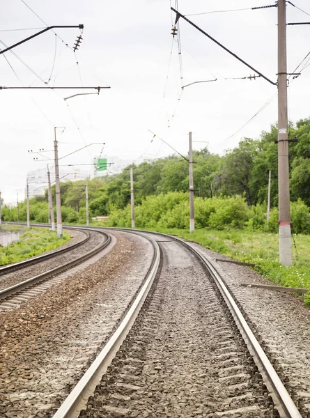 Ferrocarriles y vuelta. Orientación vertical — Foto de Stock