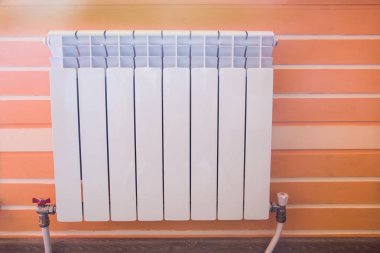 ev pil duvarın yanında. Ev Isıtma