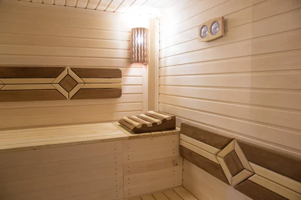 Intérieur du sauna. éclairage et atmosphère — Photo