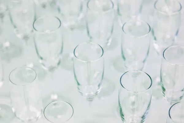 Many crystal wine glasses — Stock Photo, Image