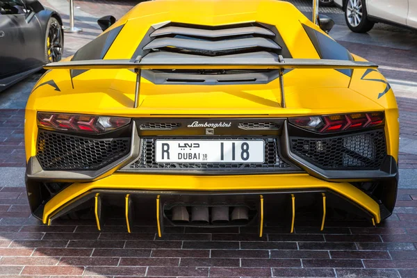 Dubai Emirados Árabes Unidos Fevereiro 2018 Lamborghini Estacionamento — Fotografia de Stock