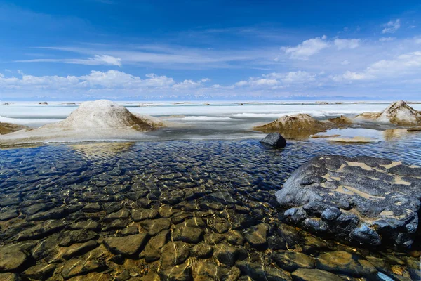 Hubsugul-Quelle am See — Stockfoto