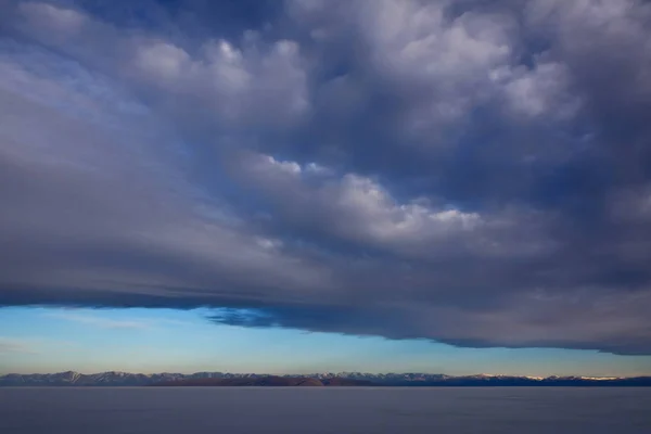 Lake Hubsugul Moğolistan