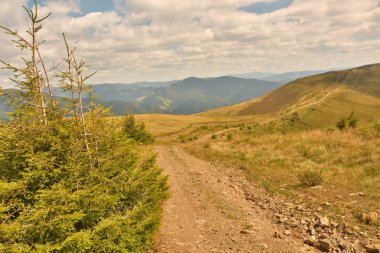 dağların güzel manzarası