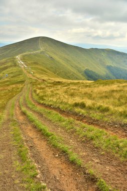 dağların güzel manzarası