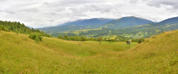 Panorama över bergen — Stockfoto