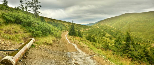 Панорама гір — стокове фото