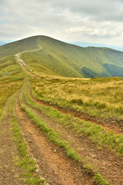 Belle vue sur les montagnes — Photo