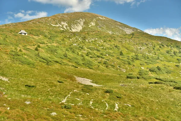 Schöne Aussicht auf die Berge — Stockfoto