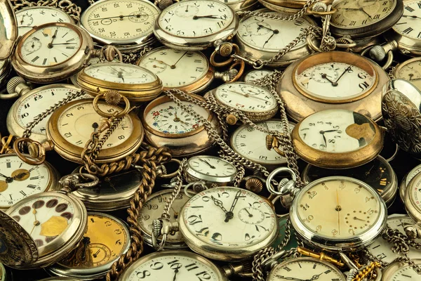 Antieke vintage pocket watch. — Stockfoto