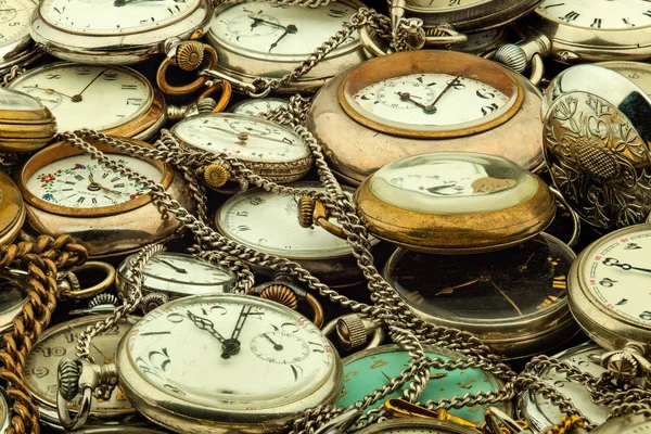 Antieke vintage pocket watch. — Stockfoto