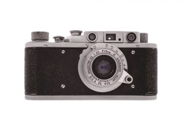 Beyaz arka plan üzerinde izole vintage fotoğraf makinesi.