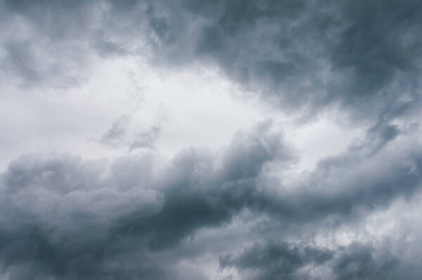 Gray sky on a cloudy day