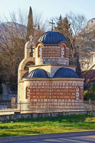 Pequeña capilla de San Lázaro en la ciudad de Trebinje, Bosnia y Herzegovina —  Fotos de Stock
