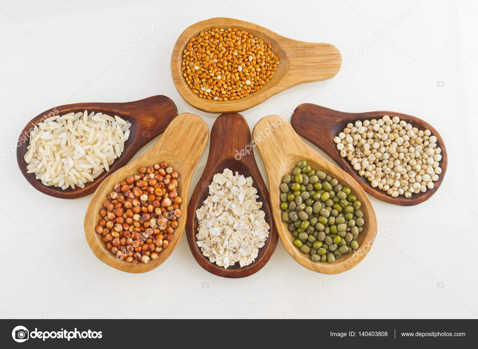 Millets form a group of several cereal crops with small seed Stock Photo by ©CUNDO 140403808
