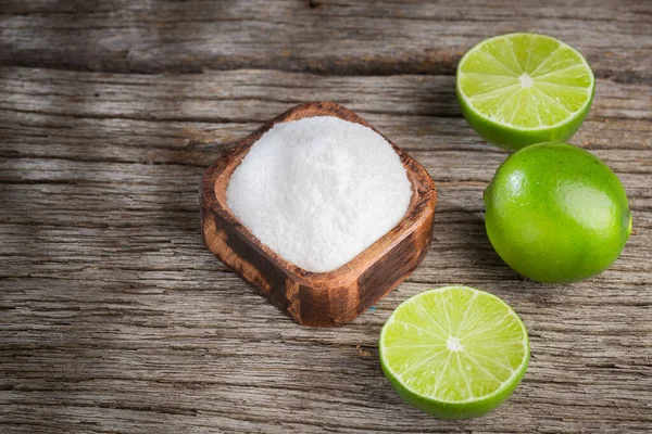 Bicarbonato Sodio Limón Sobre Fondo Madera Espacio Para Texto — Foto de Stock