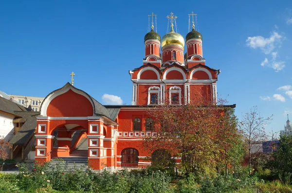 Собор Знамения Божией Матери в Москве, Россия — стоковое фото
