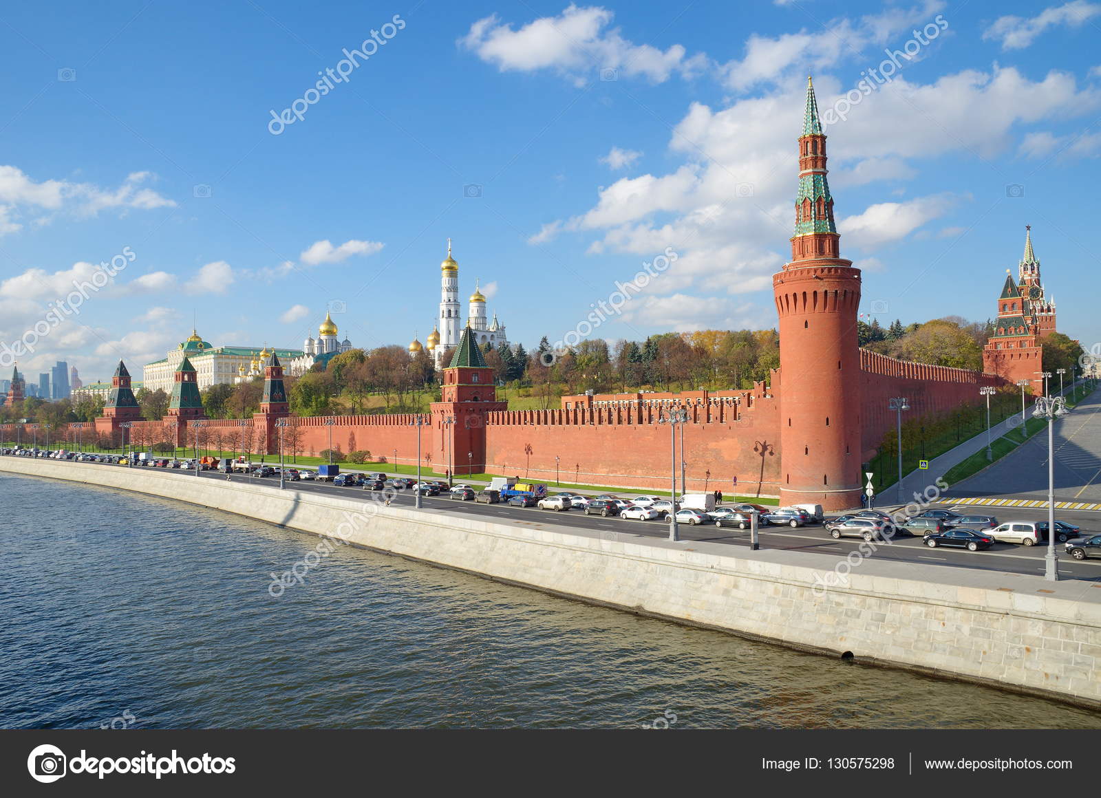 depositphotos_130575298-stock-photo-beautiful-view-of-moscow-kremlin.jpg