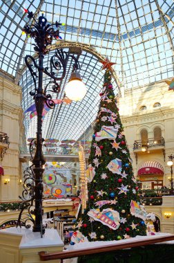 Noel ağacı şenlikli iç sakız, Moskova, Rusya Federasyonu