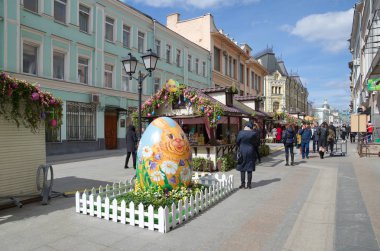 Paskalya hafta Rozhdestvenka Street, Moskova, Rusya