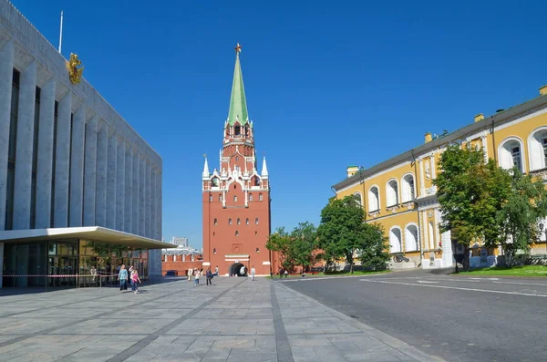 Троицкая башня Московского Кремля, Москва, Россия — стоковое фото