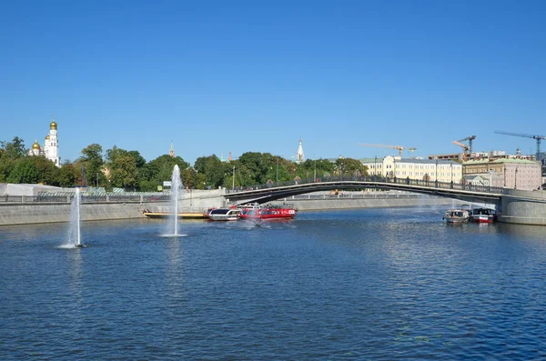 Yaralılar Köprüsü, Moskova, Rusya