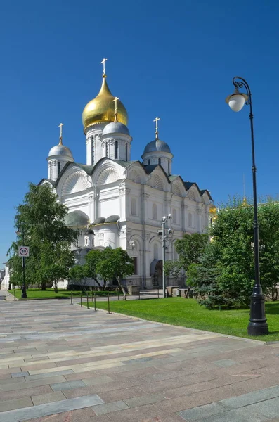 Catedral del Arcángel en Moscú, Rusia — Foto de Stock