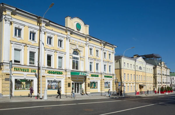 La vecchia villa in via Prechistenka, Mosca, Russia — Foto Stock