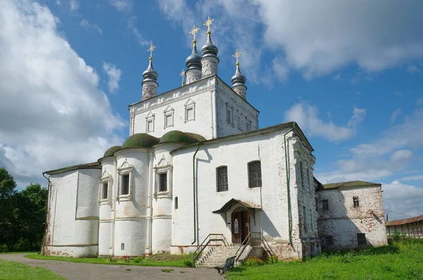 Chiesa di tutti i santi nel monastero di Uspensky Goritsky, Pereslavl-Zalessky, Russia — Foto Stock