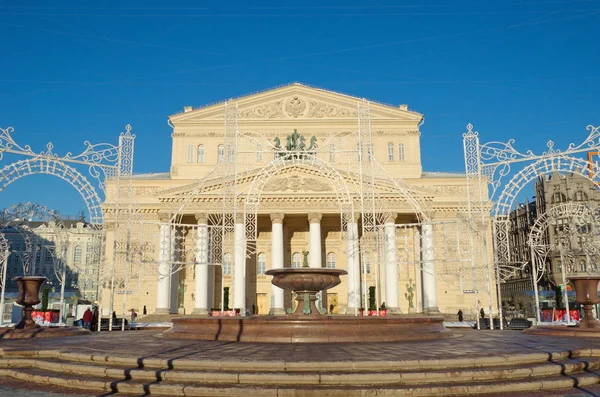 O teatro Bolshoi durante a celebração do Ano Novo, Moscou, Rússia — Fotografia de Stock